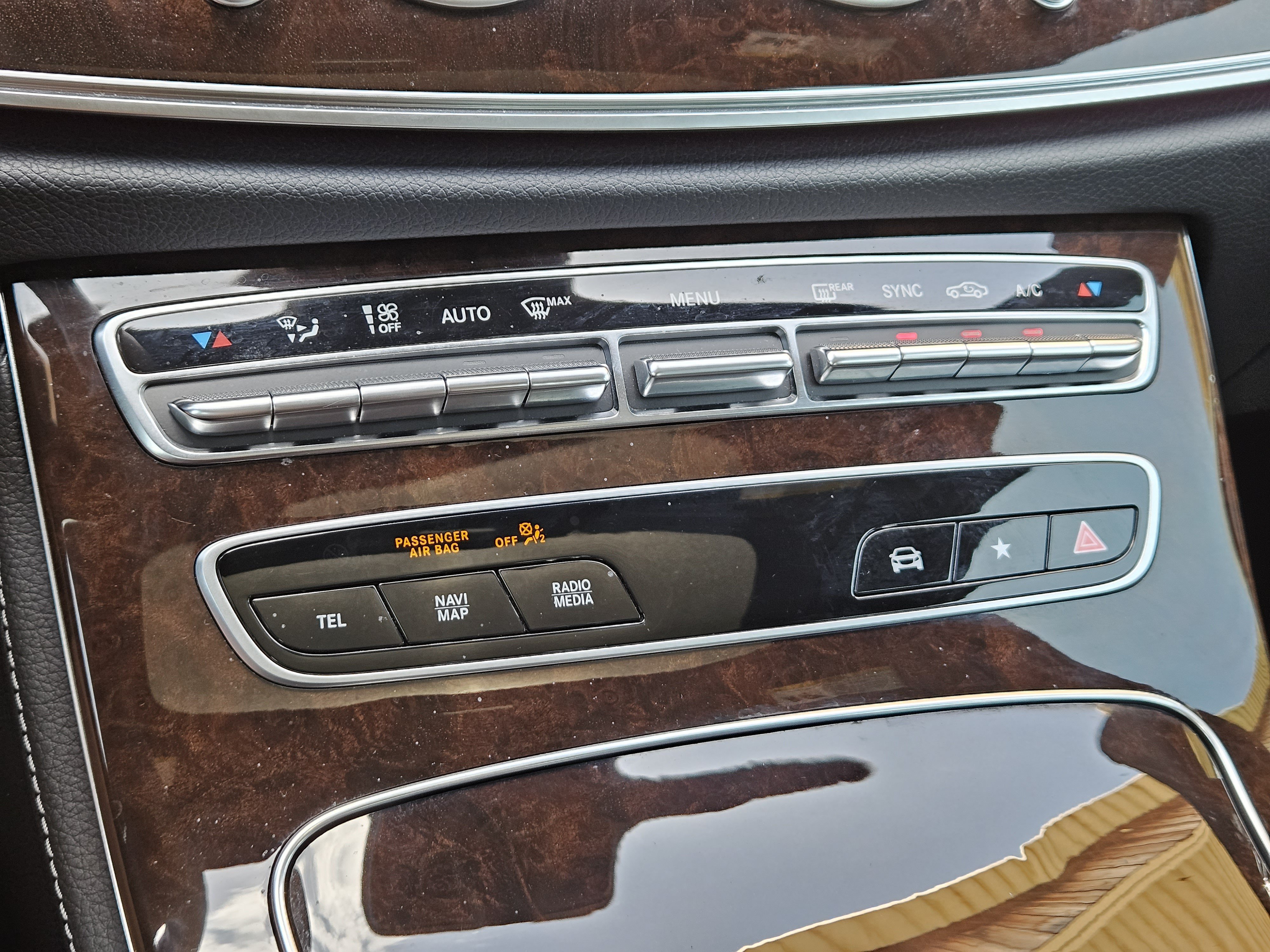 Certified 2022 Mercedes-Benz E 350 Sedan image 20