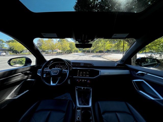 Used 2021 Audi Q3 2.0T Premium image 31