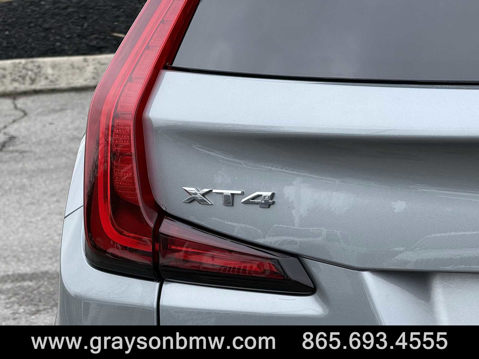 Used 2025 Cadillac XT4 Premium Luxury image 42