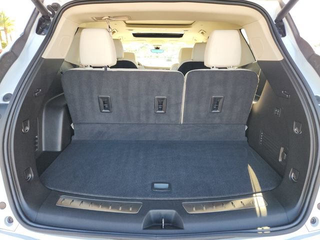 Certified 2023 Buick Enclave Avenir w/ Avenir Technology Package image 21