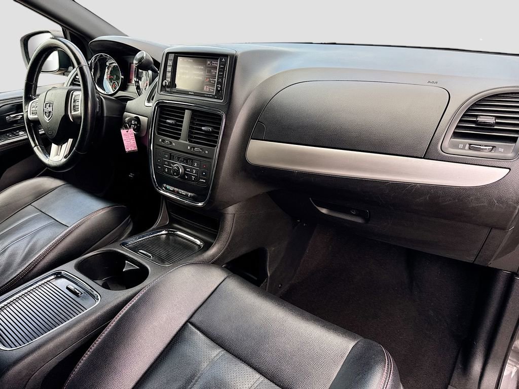 Used 2019 Dodge Grand Caravan GT image 36