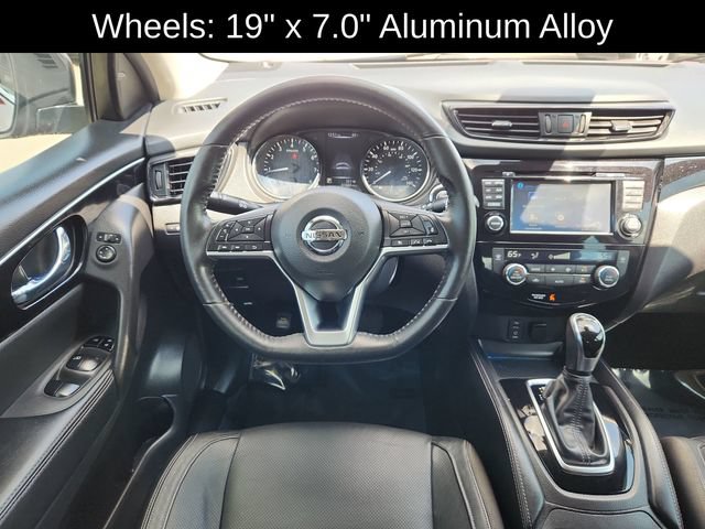 Used 2018 Nissan Rogue Sport SL w/ SL Premium Package FWD image 23