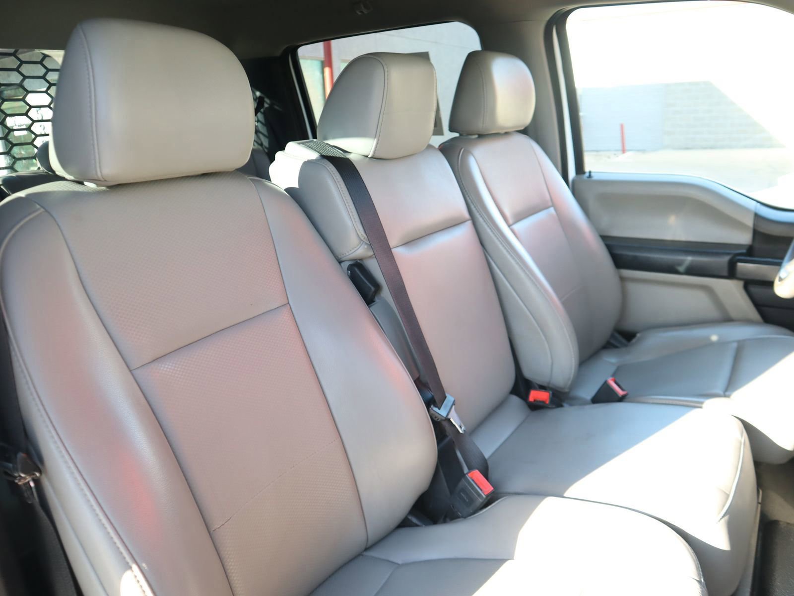 Used 2020 Ford F350 XL w/ Power Equipment Group image 53