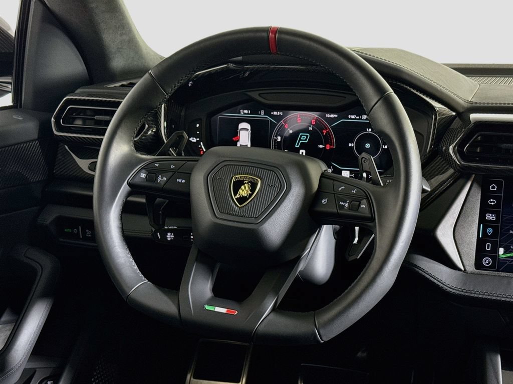 Used 2025 Lamborghini Urus SE AWD/4WD image 9