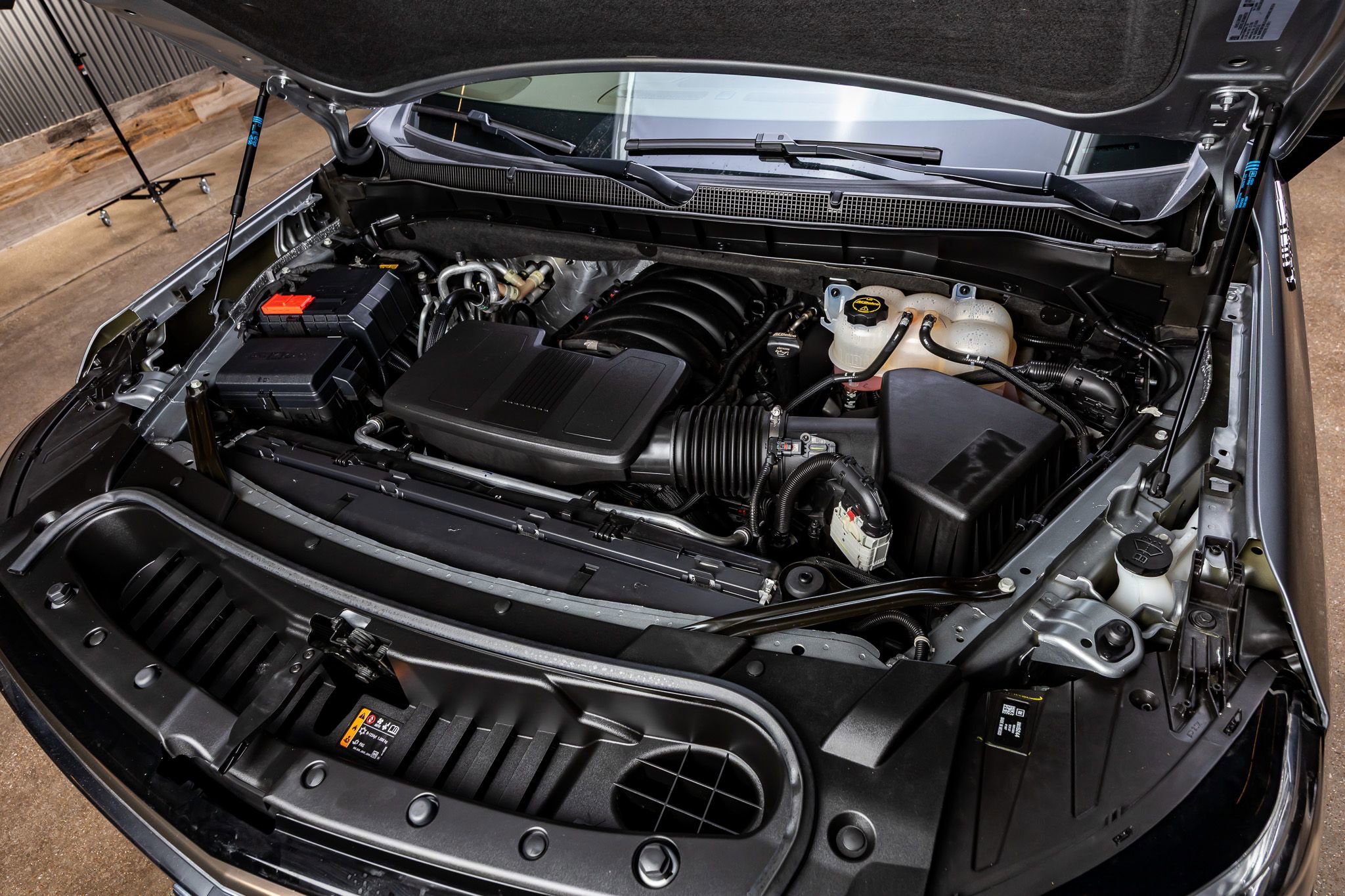 Used 2024 Chevrolet Suburban High Country w/ Advanced Technology Package AWD/4WD image 43