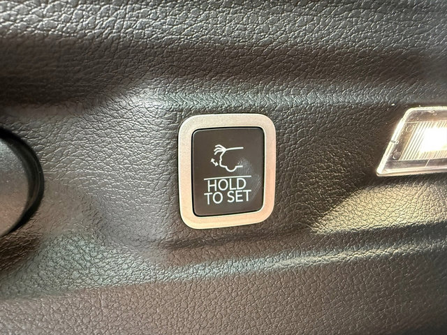 New 2025 Jeep Grand Cherokee L Altitude image 20