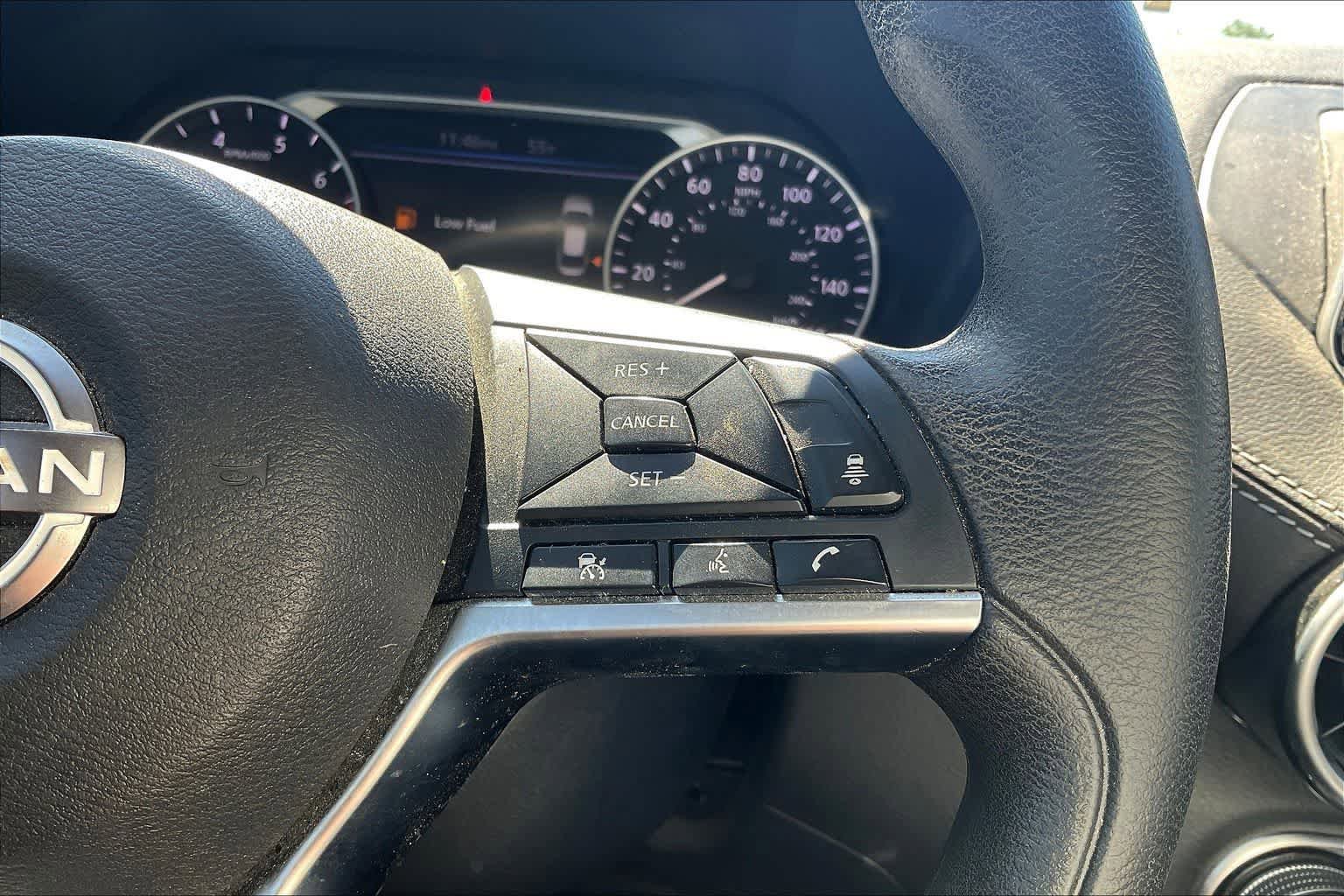 Used 2024 Nissan Sentra SV FWD image 25