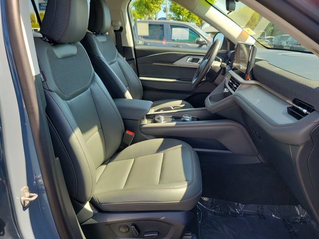 Used 2026 Ford Explorer Active w/ Active Comfort Package RWD image 17
