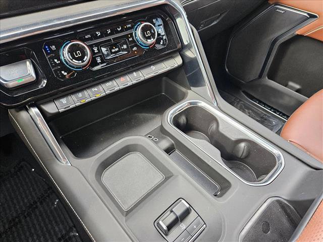 Used 2025 GMC Sierra 3500 Denali Ultimate image 20