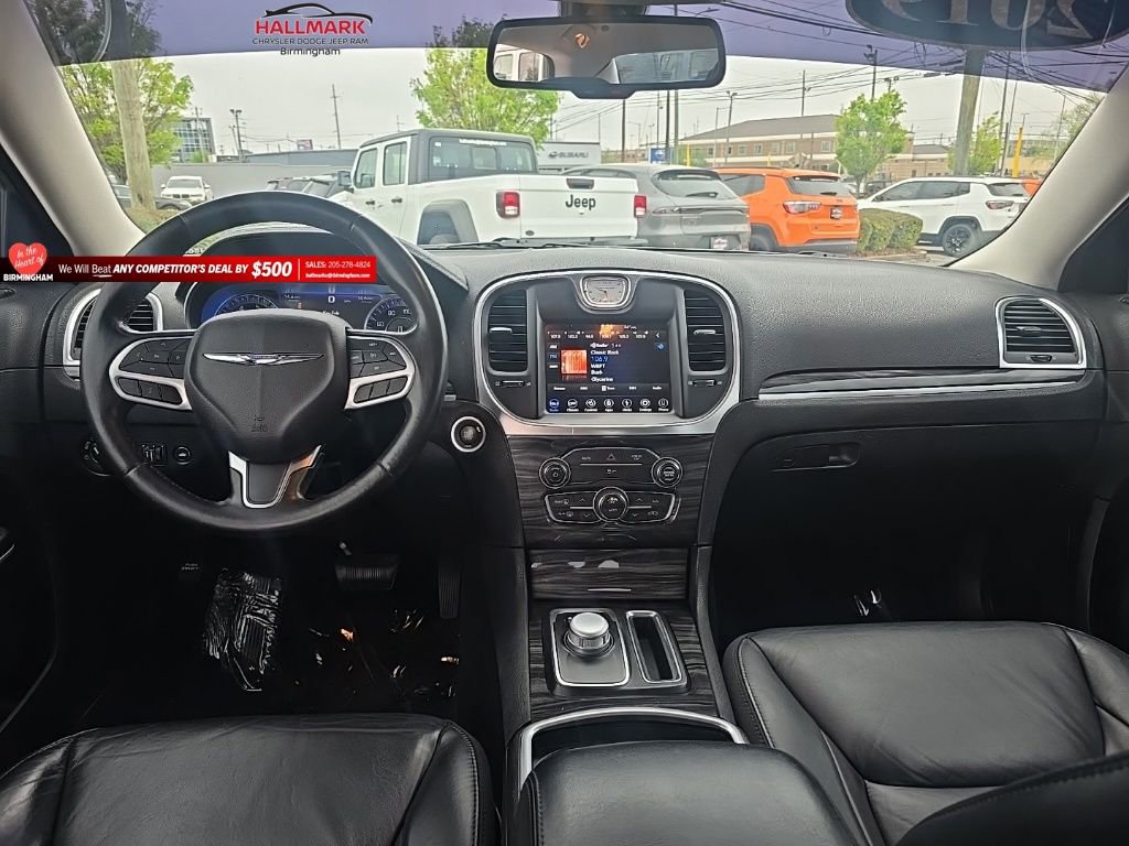 Used 2019 Chrysler 300 Touring L w/ Quick Order Package 22F image 23