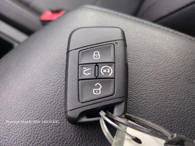 Used 2018 Volkswagen Tiguan SEL image 30