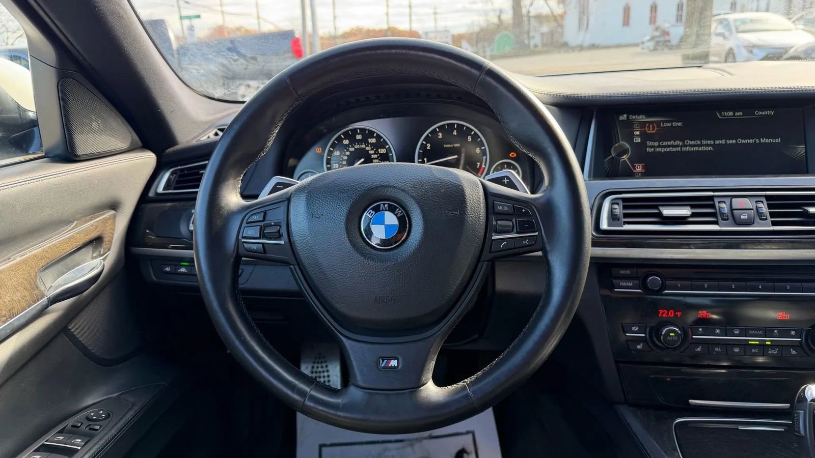 Used 2013 BMW 750i xDrive image 21