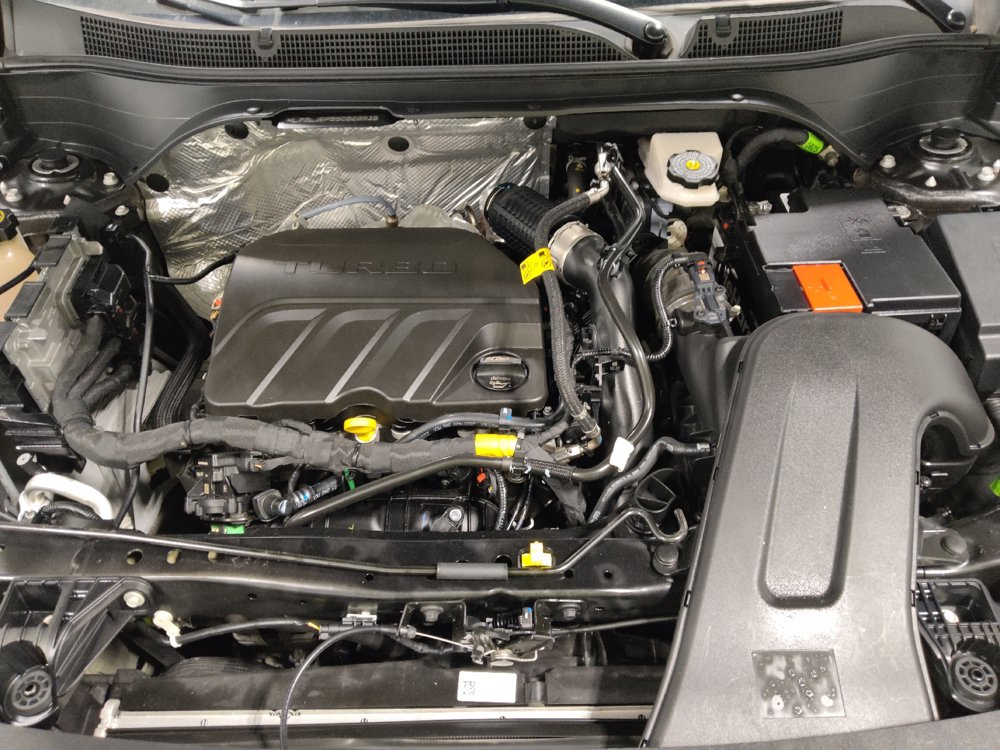 Used 2025 Chevrolet Trax RS w/ Driver Confidence Package FWD image 30