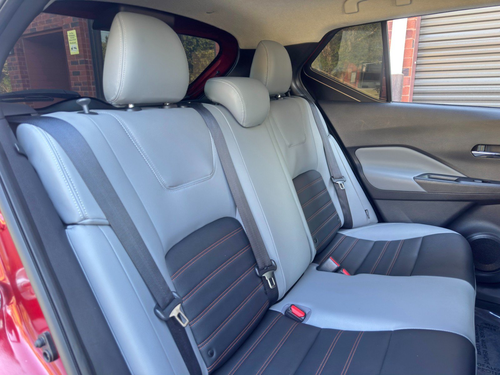 Used 2023 Nissan Kicks SR w/ SR Premium Package FWD image 34