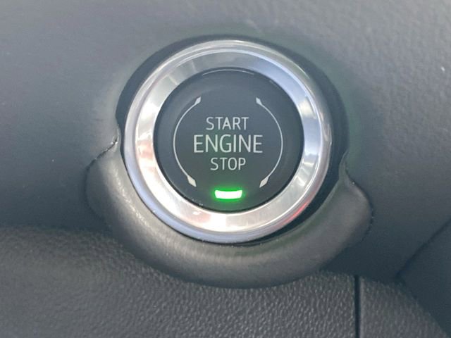 Used 2025 Chevrolet Tahoe Premier AWD/4WD image 17