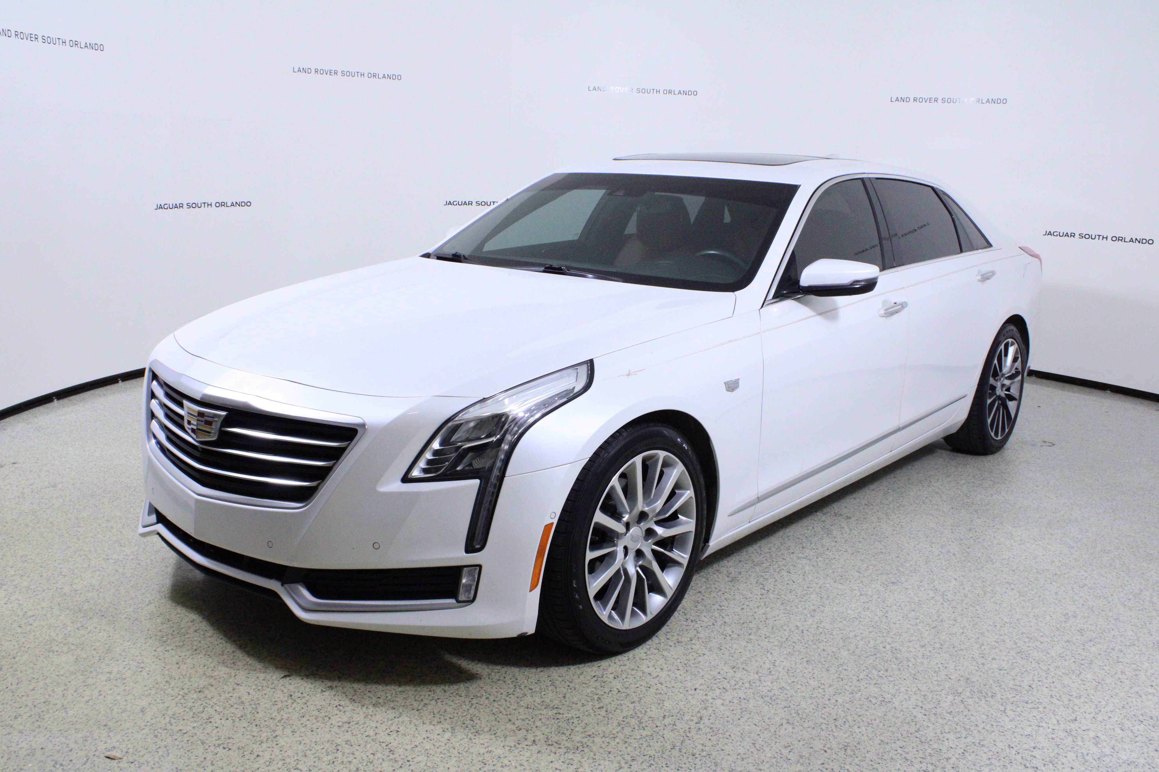Used 2016 Cadillac CT6 Luxury image 4