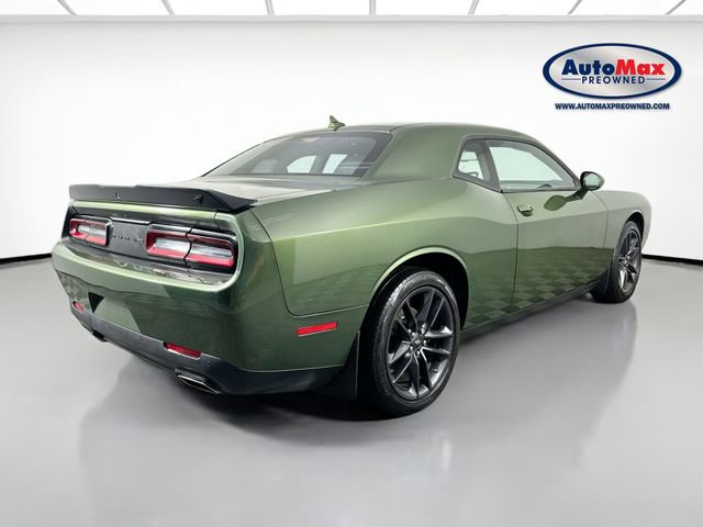 Used 2023 Dodge Challenger SXT w/ Plus Package image 2