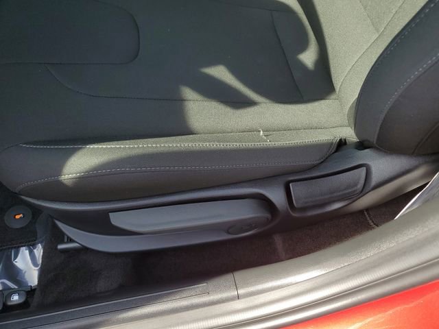 Certified 2025 Hyundai Elantra SEL FWD image 16