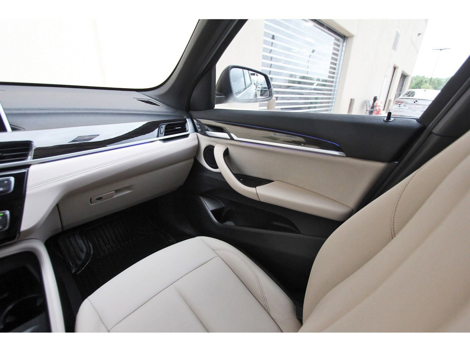 Used 2021 BMW X1 sDrive28i w/ Convenience Package image 13