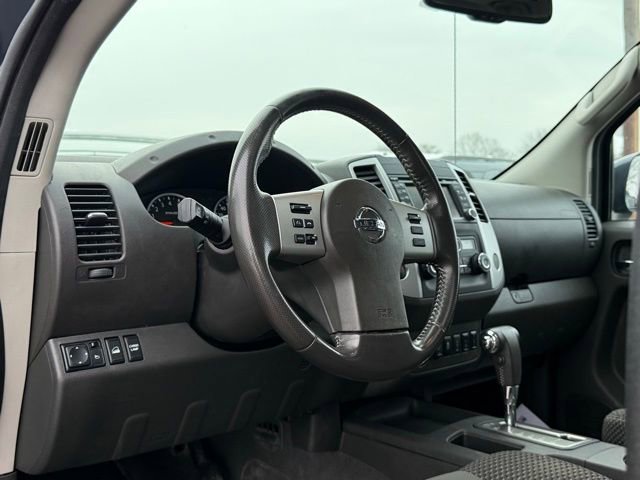 Used 2018 Nissan Frontier PRO-4X image 17