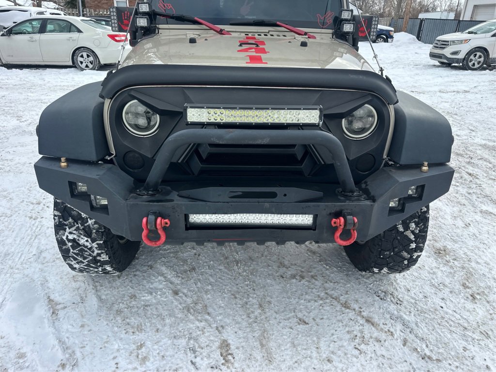 Used 2018 Jeep Wrangler Unlimited Rubicon w/ Cold Weather Group image 13