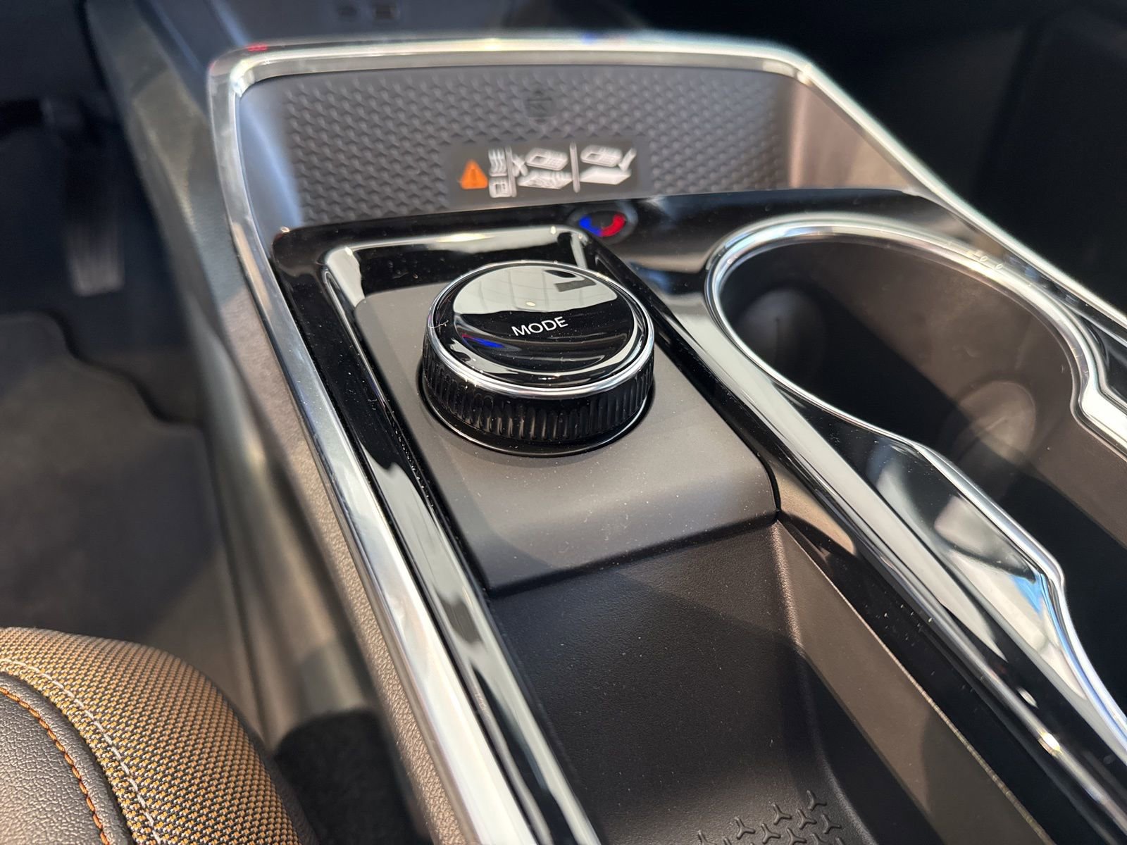 New 2026 Chevrolet Equinox ACTIV w/ Convenience Package III image 28