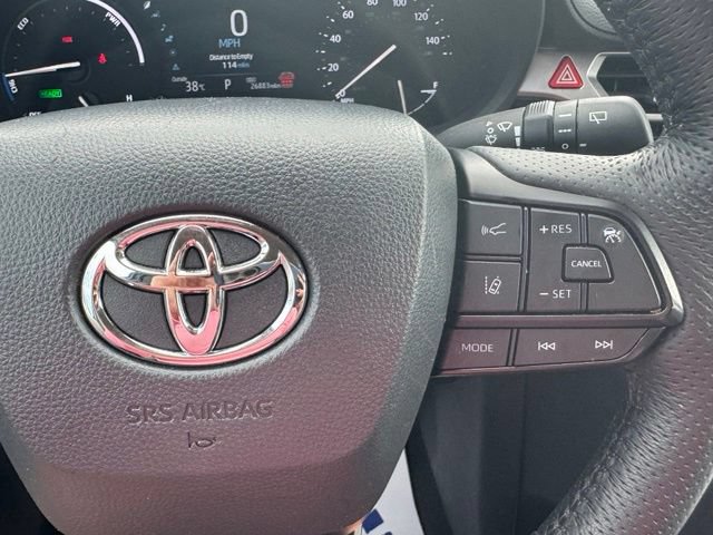 Used 2026 Toyota Sienna LE AWD/4WD image 30