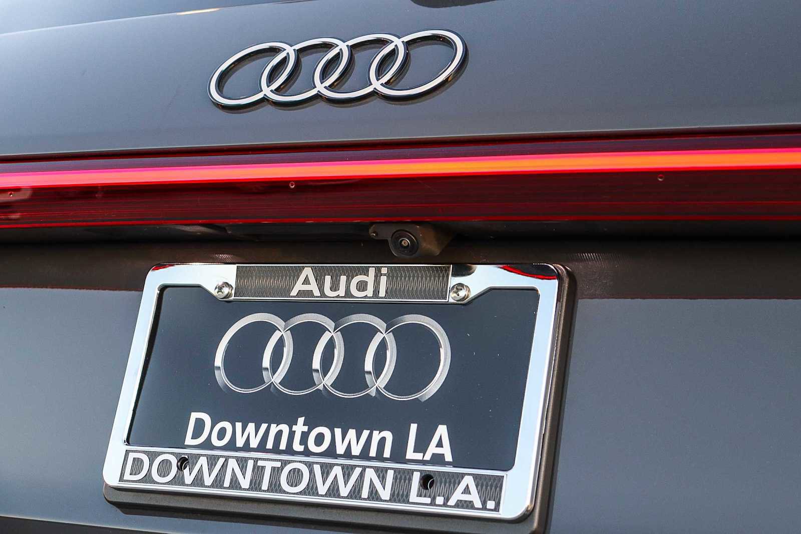 Used 2025 Audi Q6 e-tron Premium Plus w/ Premium Plus image 11