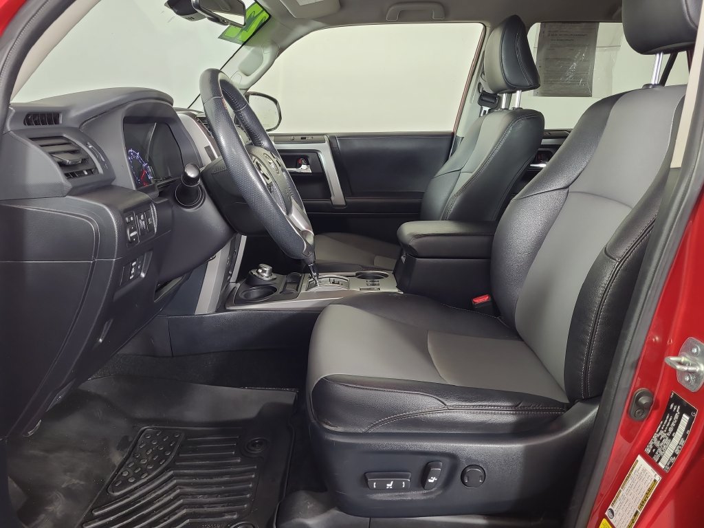 Used 2022 Toyota 4Runner SR5 Premium AWD/4WD image 19