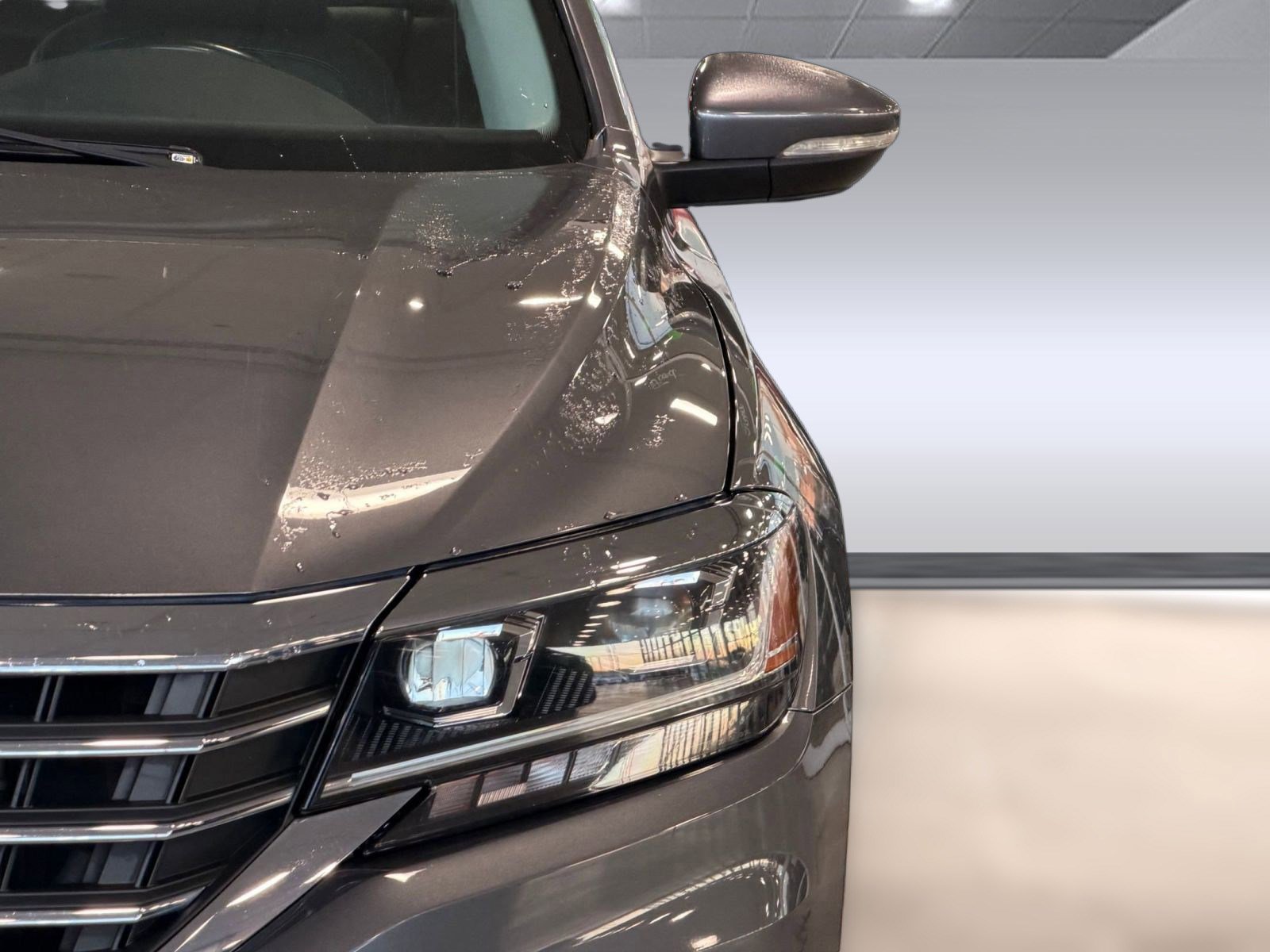 Used 2020 Volkswagen Passat 2.0T SEL image 11