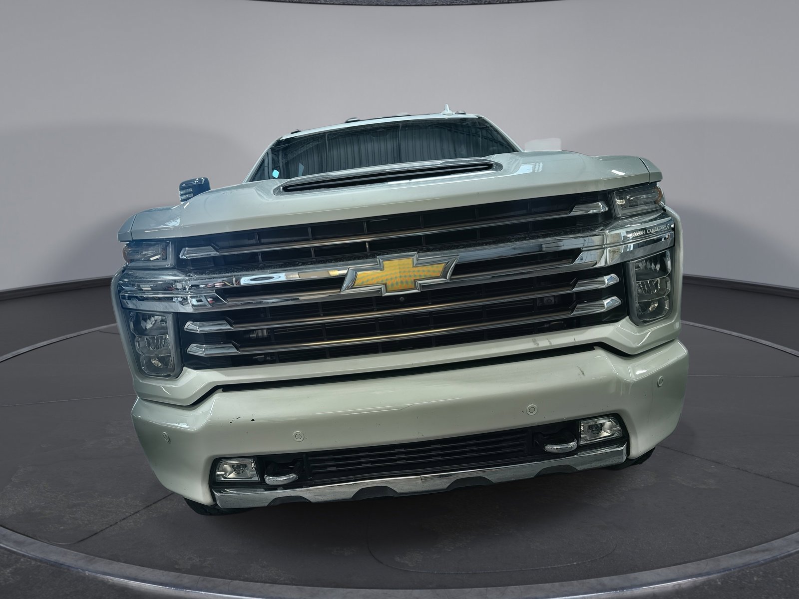 Used 2022 Chevrolet Silverado 2500 High Country w/ Z71 Off-Road Package AWD/4WD image 2