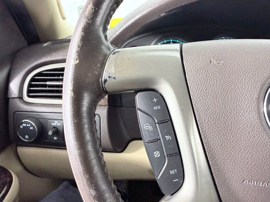 Used 2013 GMC Yukon XL Denali image 14