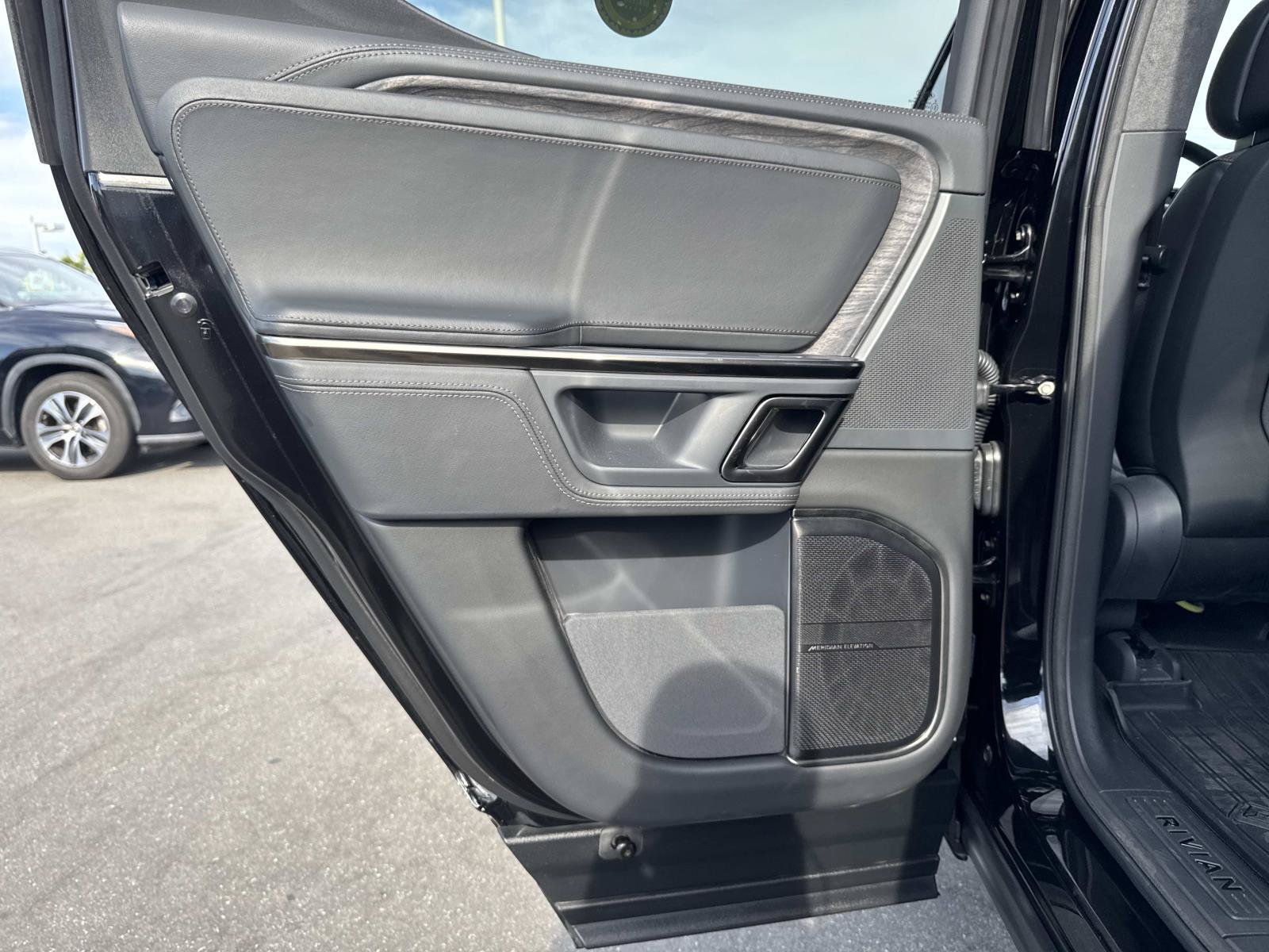 Used 2022 Rivian R1T Adventure AWD/4WD image 25