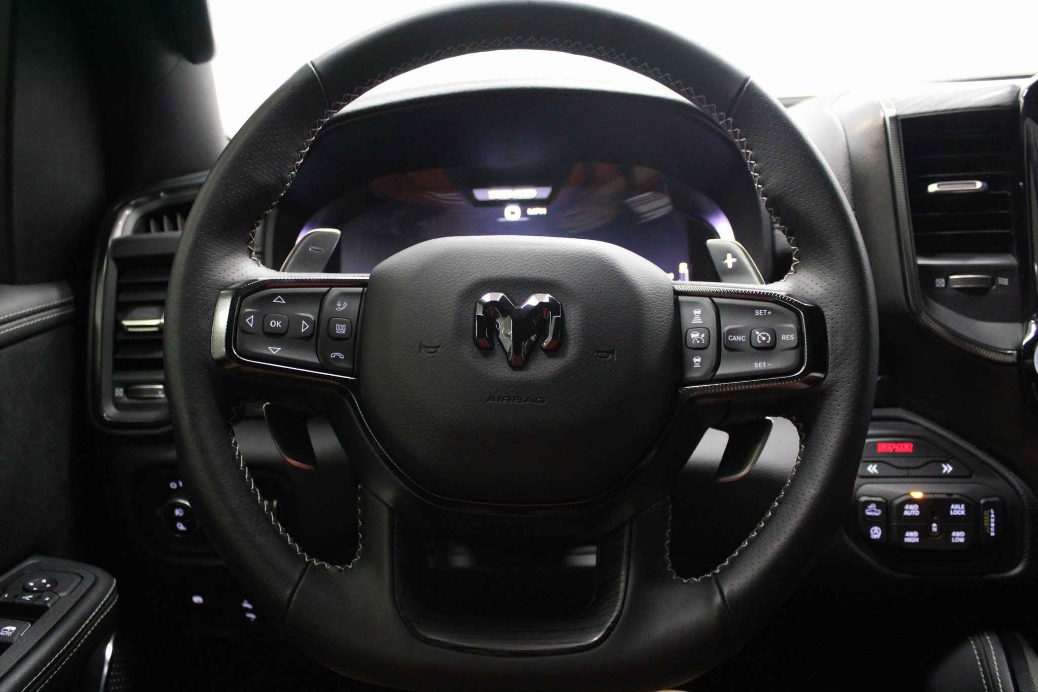 Used 2025 RAM 1500 RHO image 39