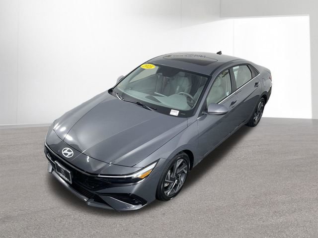 Certified 2025 Hyundai Elantra SEL FWD image 44