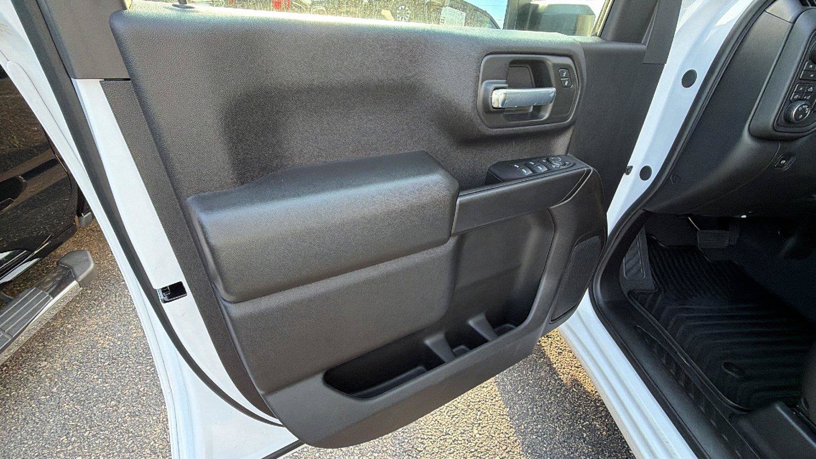 New 2026 Chevrolet Silverado 2500 Custom w/ Custom Value Package AWD/4WD image 11