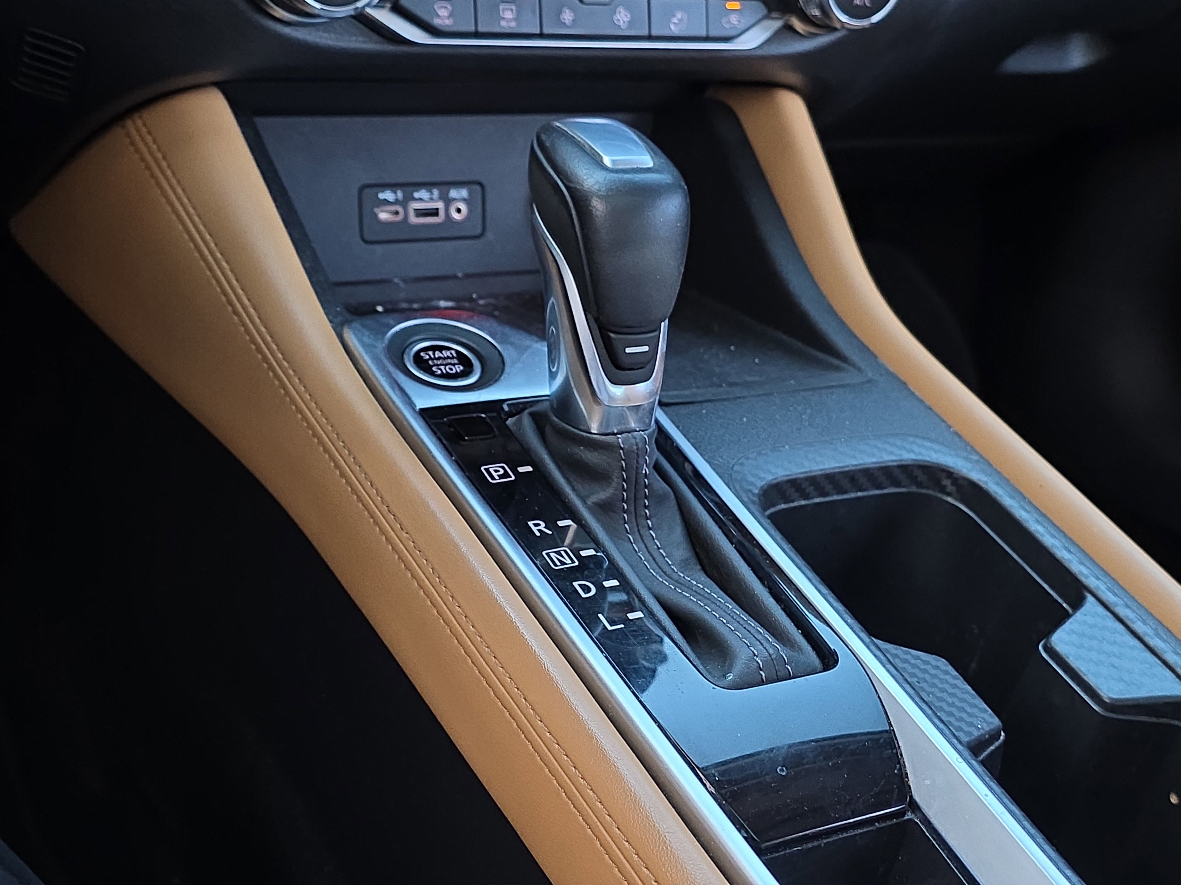 Used 2021 Nissan Sentra SV w/ SV Premium Package image 21