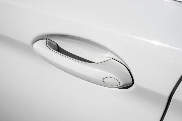 Used 2023 BMW 530e RWD image 49