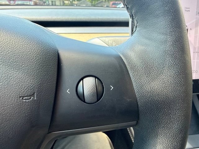 Used 2021 Tesla Model Y Performance AWD/4WD image 23