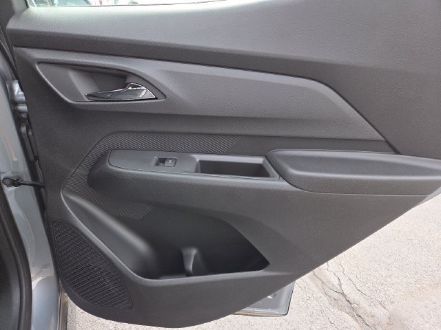 New 2027 Chevrolet Bolt LT w/ Comfort Package FWD image 23