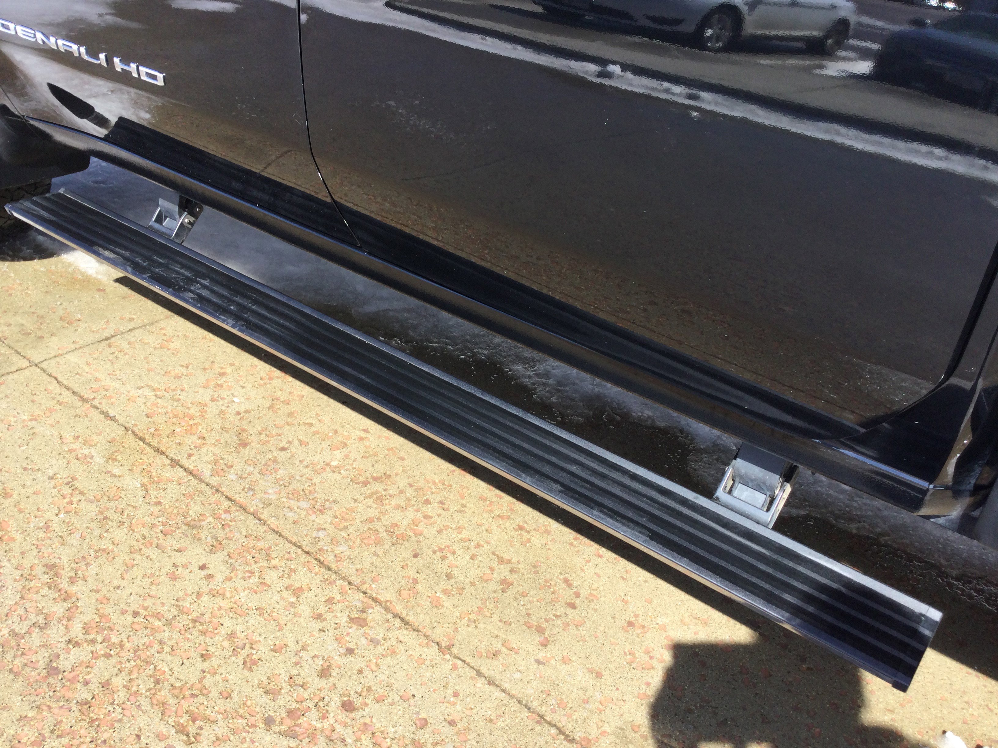 Used 2024 GMC Sierra 3500 Denali Ultimate image 9