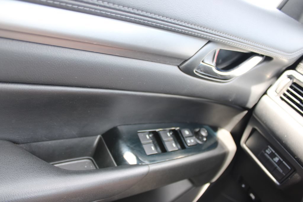 Used 2018 MAZDA CX-5 Touring FWD image 41