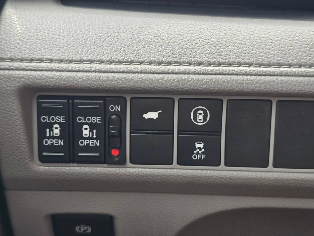 Certified 2024 Honda Odyssey EX-L image 32