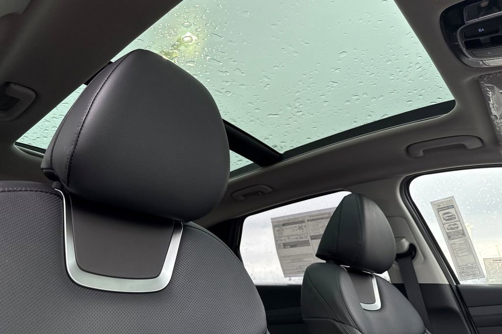 New 2026 Hyundai Tucson Limited image 14