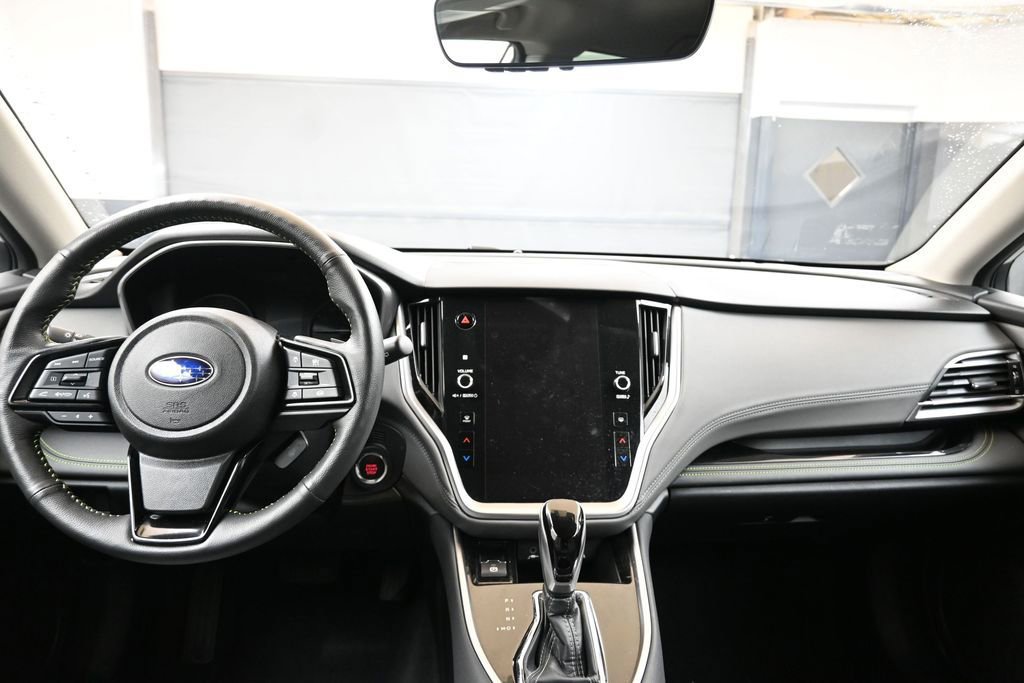 Certified 2025 Subaru Outback Onyx Edition AWD/4WD image 22