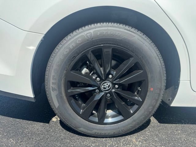 Used 2026 Toyota Camry LE w/ Convenience Package FWD image 10