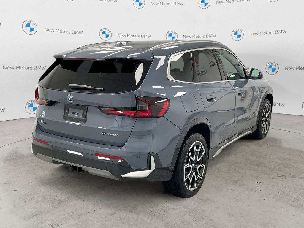 New 2026 BMW X1 xDrive28i w/ Convenience Package AWD/4WD image 4