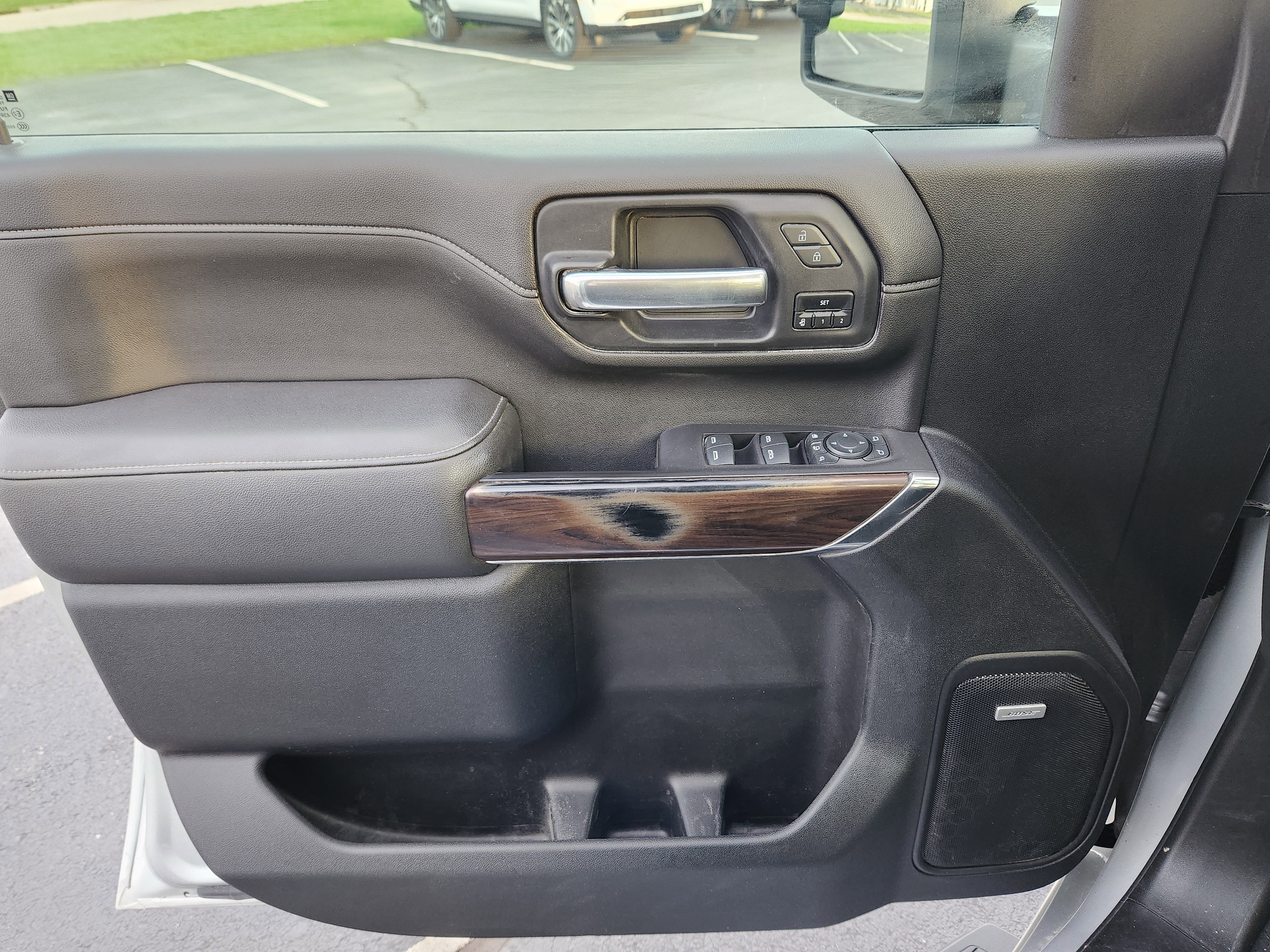 Used 2021 GMC Sierra 2500 SLT w/ SLT Premium Package image 23