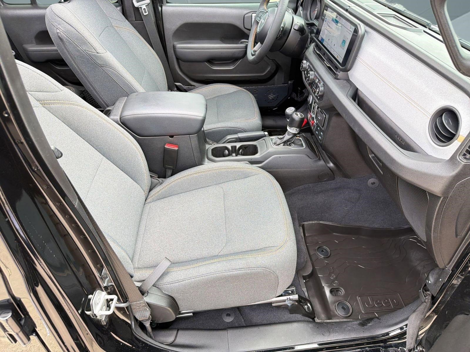 Used 2024 Jeep Wrangler Willys image 29