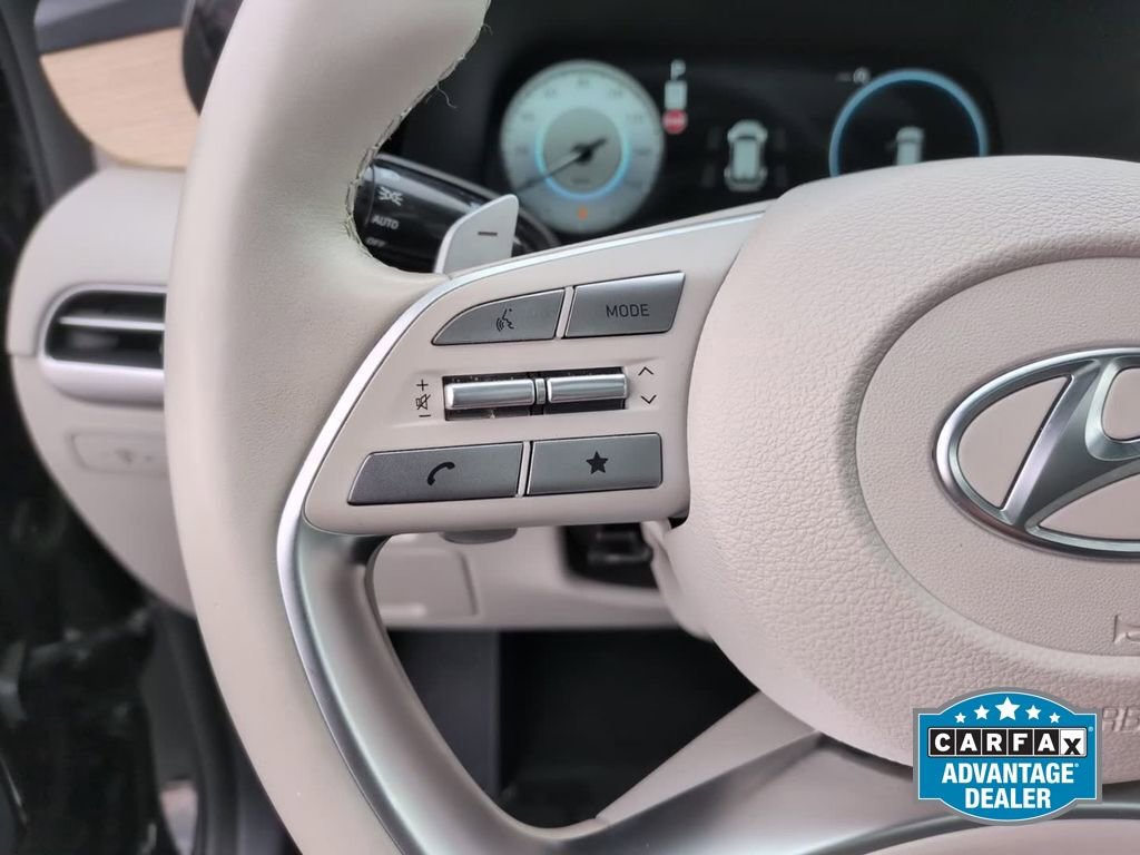 Used 2023 Hyundai Palisade Limited AWD/4WD image 16